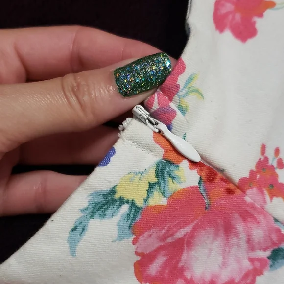 Bee Stitched Floral V Neck Flared Summer Mini Cocktail Tank Dress - Picture 6 of 9